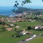 Azores, Faial , Horta, Vacation Front Home, First & Second Floor For Rent Separately Vakantiehuis