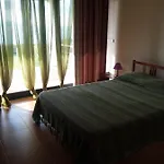 Vakantiehuis Azores, Faial , Horta, Vacation Front Home, First & Second Floor For Rent Separately Abegoaria