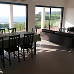 بيت للعطل Azores, Faial , Horta, Vacation Front Home, First & Second Floor For Rent Separately *