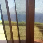 بيت للعطل Azores, Faial , Horta, Vacation Front Home, First & Second Floor For Rent Separately *